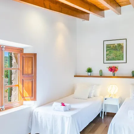 Beautiful Mallorcan With Pool In *