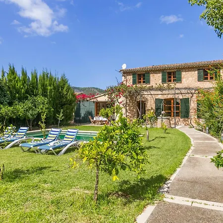 Beautiful Mallorcan With Pool In