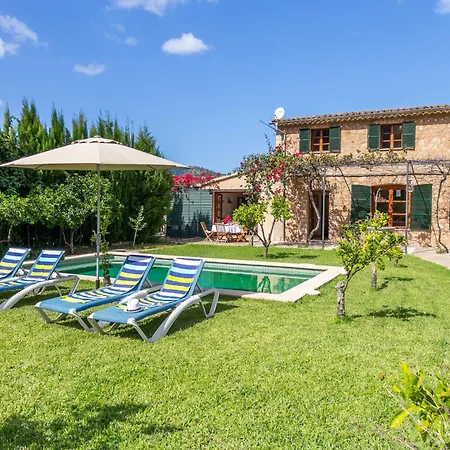 Beautiful Mallorcan With Pool In Holiday home *